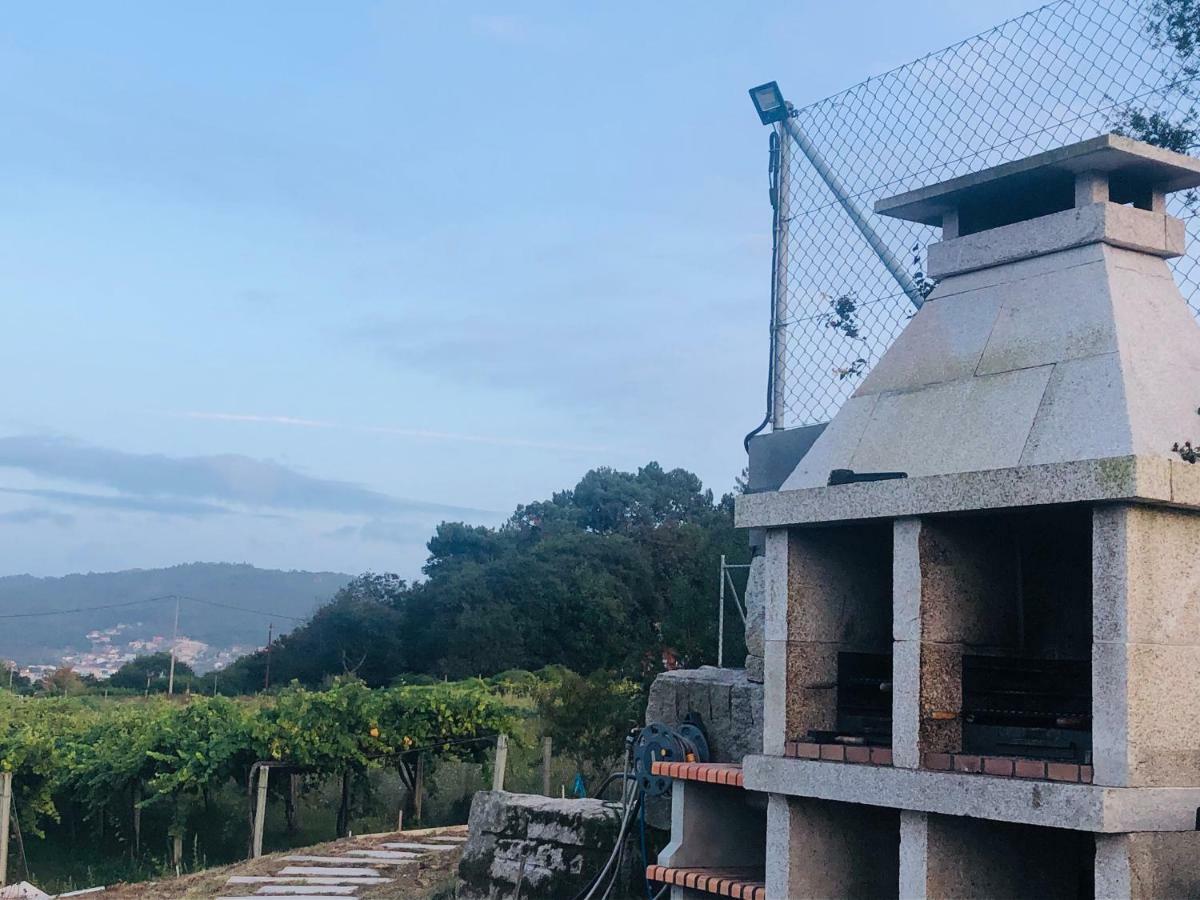 Casa Con Jardin Al Lado De Playa Hio Villa Vilanova  Eksteriør bilde